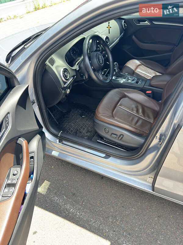 Седан Audi A3 2018 в Николаеве