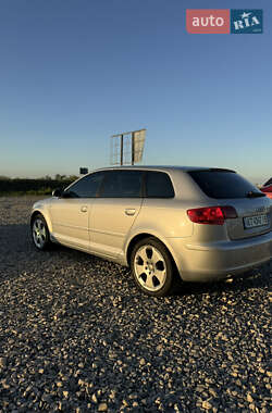 Хэтчбек Audi A3 2005 в 