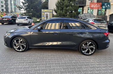 Седан Audi A3 2023 в 