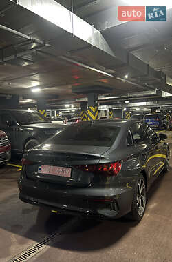 Седан Audi A3 2023 в 