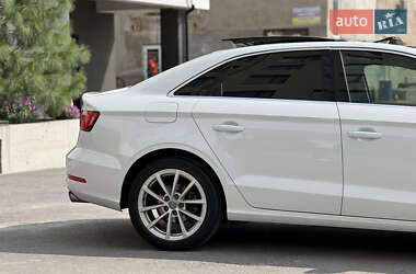 Седан Audi A3 2014 в 