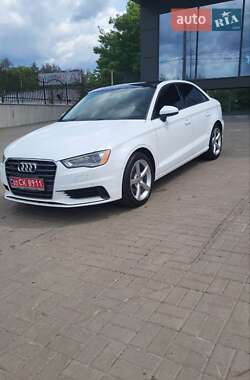 Седан Audi A3 2016 в Киеве