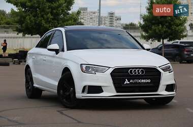 Седан Audi A3 2018 в 