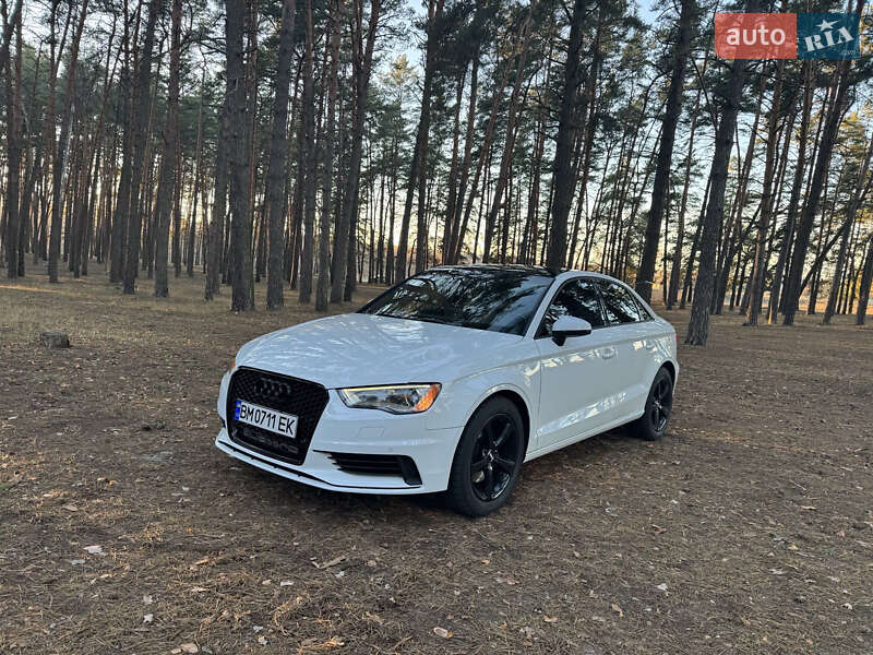 Седан Audi A3 2015 в 