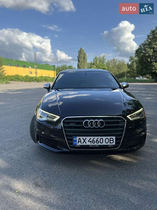 Седан Audi A3 2015 в 