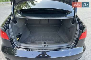 Седан Audi A3 2015 в 