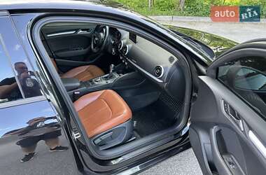 Седан Audi A3 2015 в 