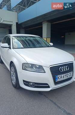 Хэтчбек Audi A3 2013 в 