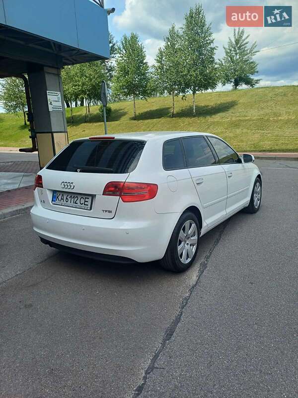Хэтчбек Audi A3 2013 в Киеве