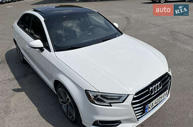 Седан Audi A3 2016 в 