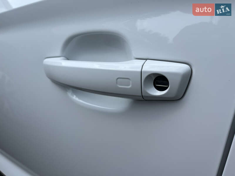 Седан Audi A3 2016 в Киеве