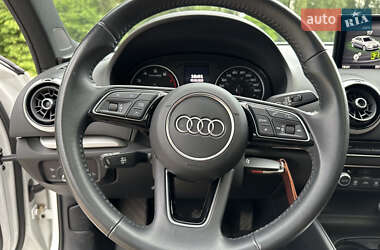 Седан Audi A3 2018 в 