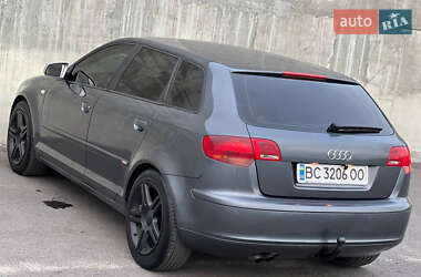Хэтчбек Audi A3 2005 в 