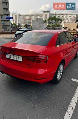 Седан Audi A3 2016 в Киеве