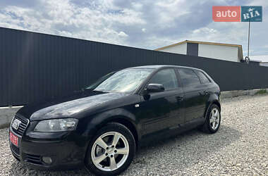 Хэтчбек Audi A3 2005 в 