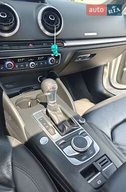 Седан Audi A3 2017 в 