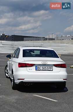 Седан Audi A3 2017 в 