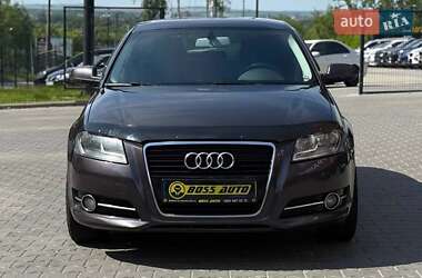 Хэтчбек Audi A3 2011 в 