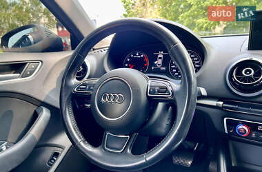 Седан Audi A3 2015 в 