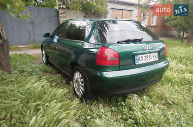Хетчбек Audi A3 1997 в 