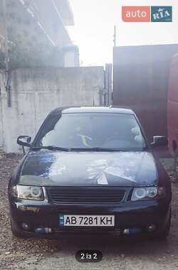Хэтчбек Audi A3 2001 в 