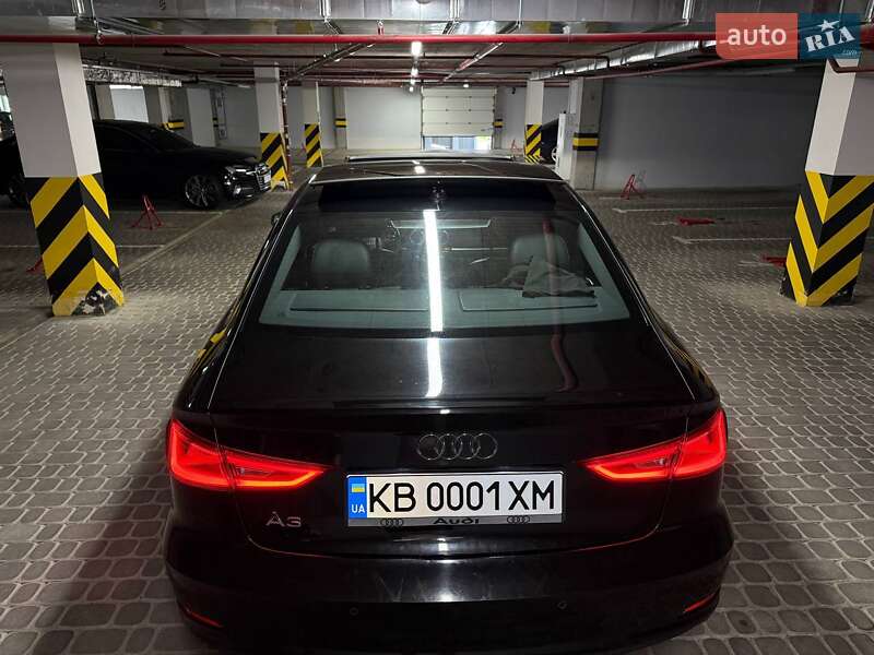 Седан Audi A3 2015 в Виннице