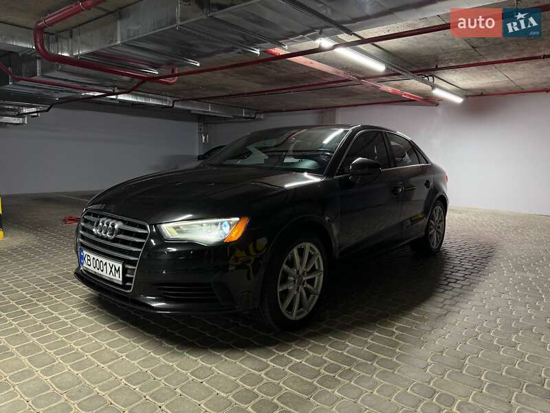 Седан Audi A3 2015 в Виннице