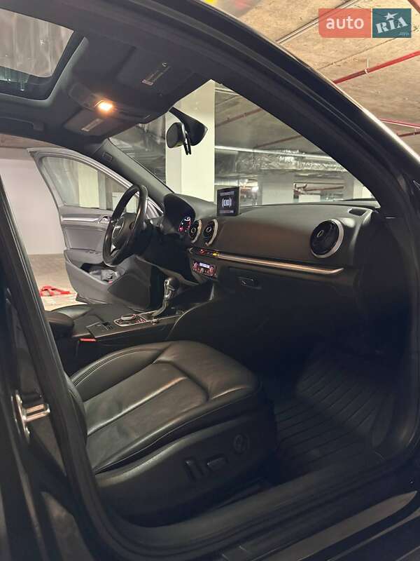 Седан Audi A3 2015 в Виннице