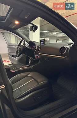 Седан Audi A3 2015 в 