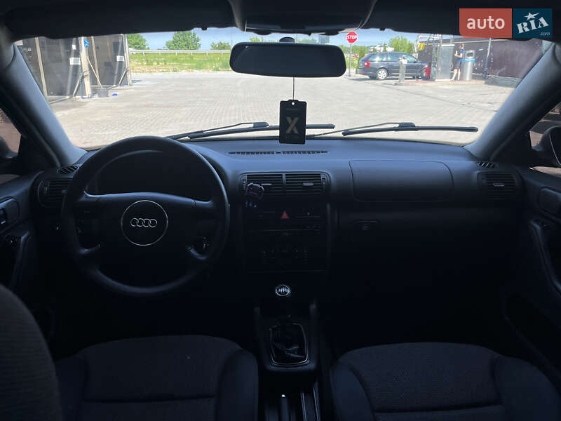 Хетчбек Audi A3 2001 в Львові