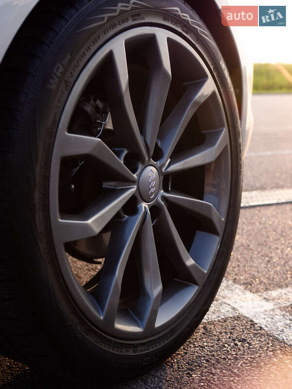 Хетчбек Audi A3 2015 в Рівному