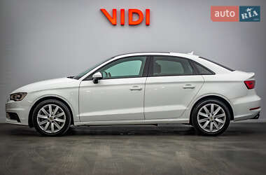 Седан Audi A3 2015 в 