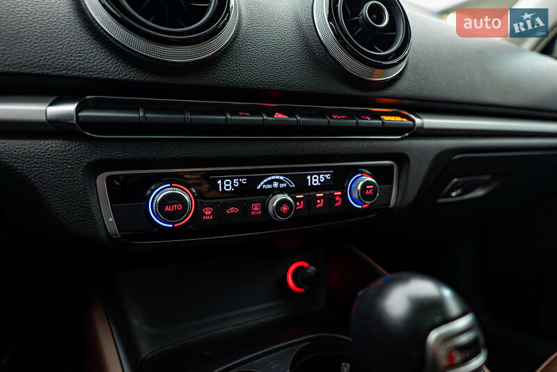 Седан Audi A3 2015 в Киеве фото 19 Седан Audi A3 2015 в Киеве