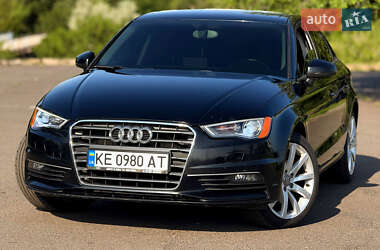 Седан Audi A3 2014 в Кривом Роге