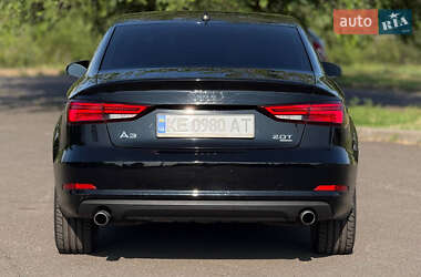 Седан Audi A3 2014 в 