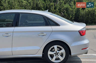 Седан Audi A3 2016 в 