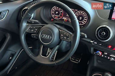 Хэтчбек Audi A3 2017 в 
