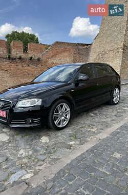 Хэтчбек Audi A3 2009 в 