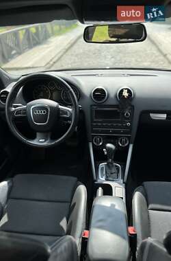 Хэтчбек Audi A3 2009 в 