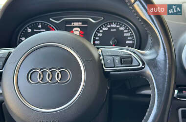 Седан Audi A3 2015 в 