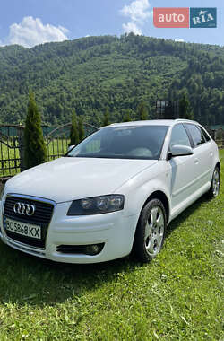 Хэтчбек Audi A3 2008 в 