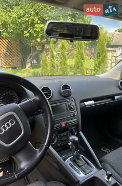 Хэтчбек Audi A3 2008 в 