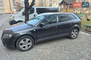 Хэтчбек Audi A3 2006 в 