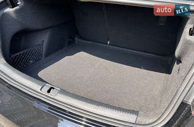 Седан Audi A3 2015 в 