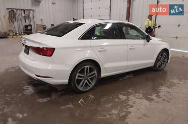 Седан Audi A3 2019 в 