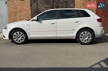 Хэтчбек Audi A3 2007 в 