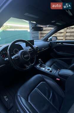 Седан Audi A3 2015 в 
