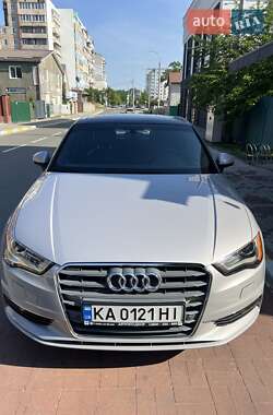 Седан Audi A3 2015 в 