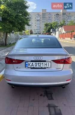 Седан Audi A3 2015 в 