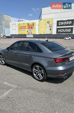 Седан Audi A3 2019 в 